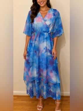 NWT!! Boutique Piece Blue & Pink Watercolor Tiered Maxi Dress Size Small